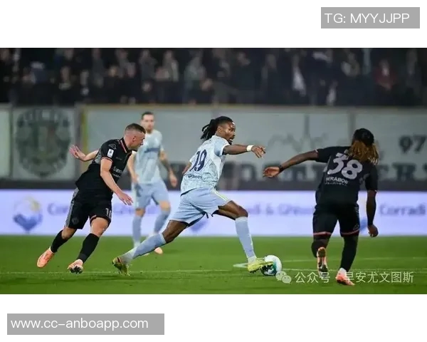 卡佩罗称赞库普梅纳斯后卫表现国米夺冠热门罗马成黑马惊喜