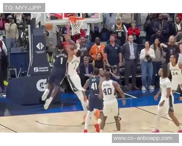 锡安全场高效表现11投9中砍下18分5篮板6助攻1抢断上半场独得16分