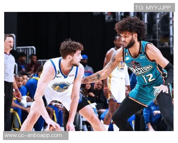 萨迪克贝替补表现低迷18分钟仅得4分3板三分球全失准 萨迪克贝替补表现低迷18分钟仅得4分3板三分球全失准