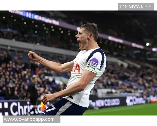 天空预测：阿森纳与维拉战平曼城热刺利物浦全败曼联与狼队握手言和